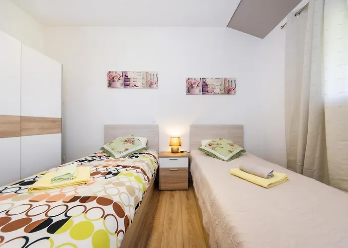 Verunica Apartment *